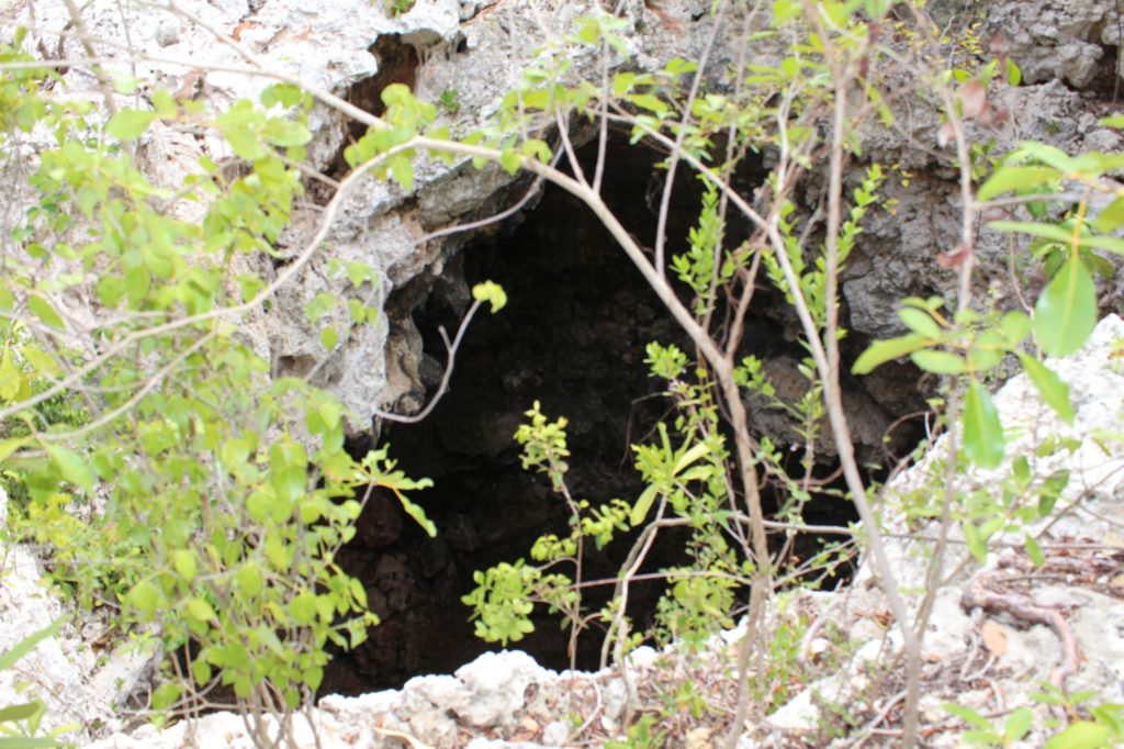 Pitch Apple Hole, Anguilla